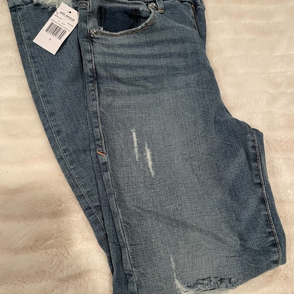 Good American Good Waist Released Hem Jeans - Picture 7 of 15